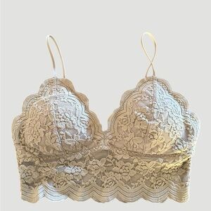Lace Bralette in Cream